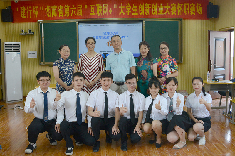 1599189521567033385.jpg DSC_7599.jpg